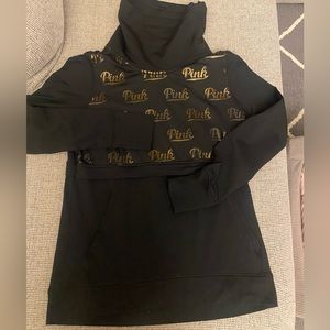 Like new Victoria secret sweater size M